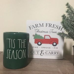 Green Rae Dunn Tis the Season Candle